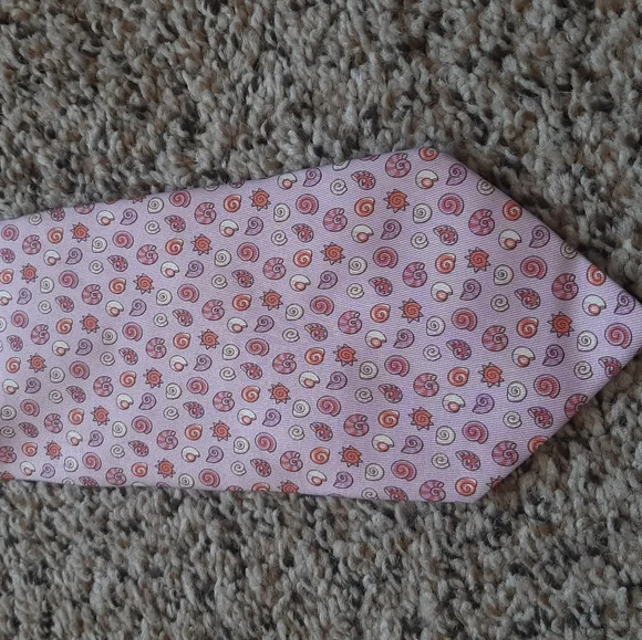 Salvatore Ferragamo Silk Tie - Pink Seashells - Made in Italy
